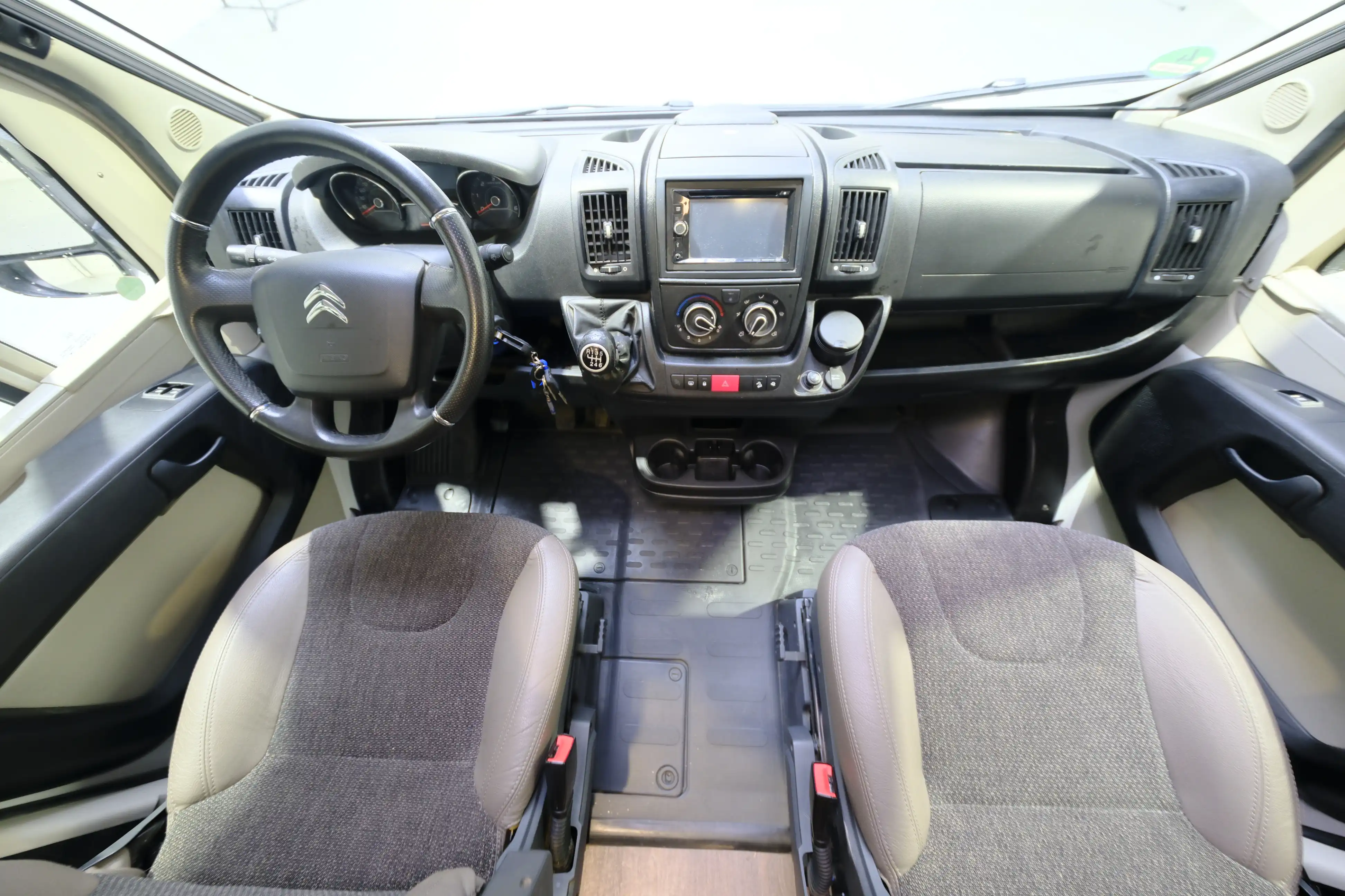 ADRIA Matrix Axess 670 SL - Ansicht 7